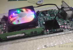 这张"显卡"居然能装18核CPU？全球最小X99主板惊艳亮相！