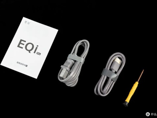 便携生产力新选择，零刻 EQi13 Pro 迷你主机评测