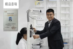 一家眼镜小店的AI转型：用Octop提升经营管理效率