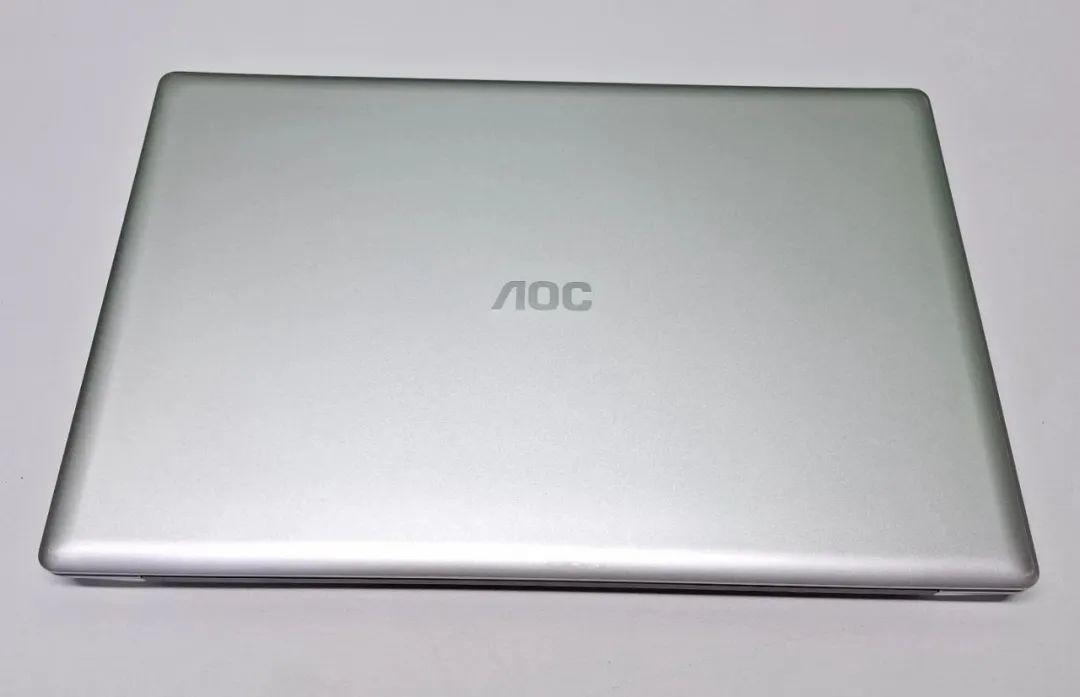 AOC大师N300笔记本,无内存无硬盘,二手价350元值得买吗? 第2张 AOC大师N300笔记本,无内存无硬盘,二手价350元值得买吗? 第2张
