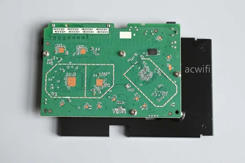 中兴（ZTE）巡天BE3600Pro拆机评测  第15张