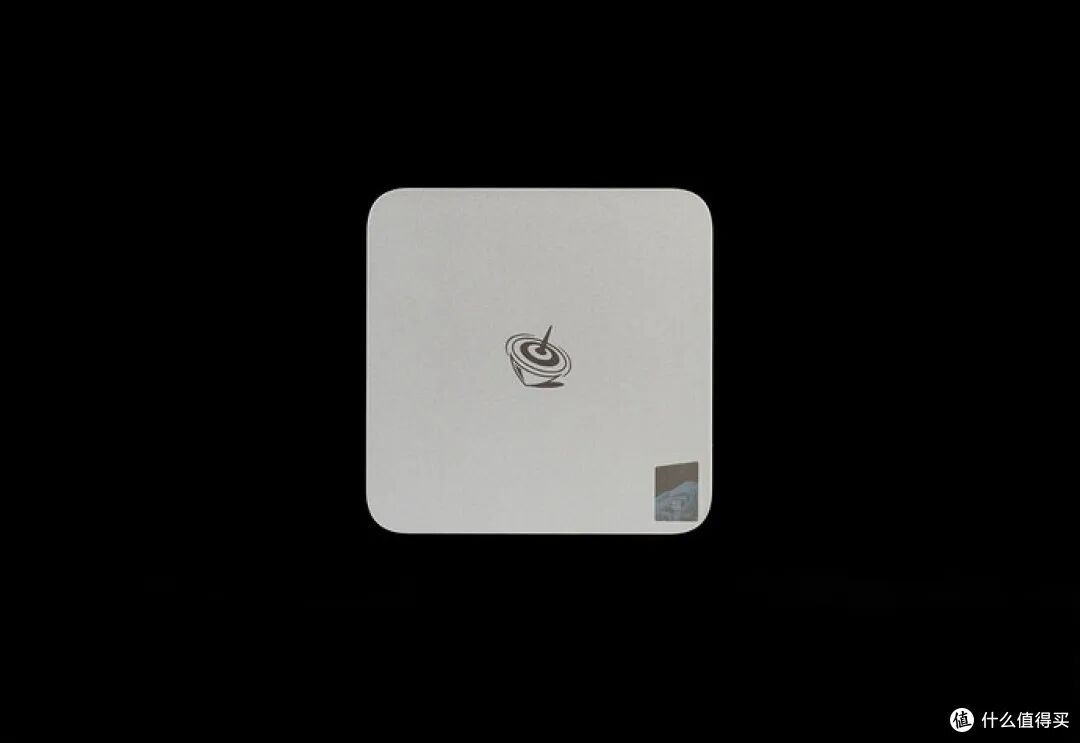 便携生产力新选择,零刻 EQi13 Pro 迷你主机评测 第4张 便携生产力新选择,零刻 EQi13 Pro 迷你主机评测 第4张